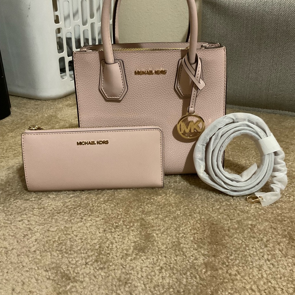 Michael Kors Pink Handbag and Wallet Set
